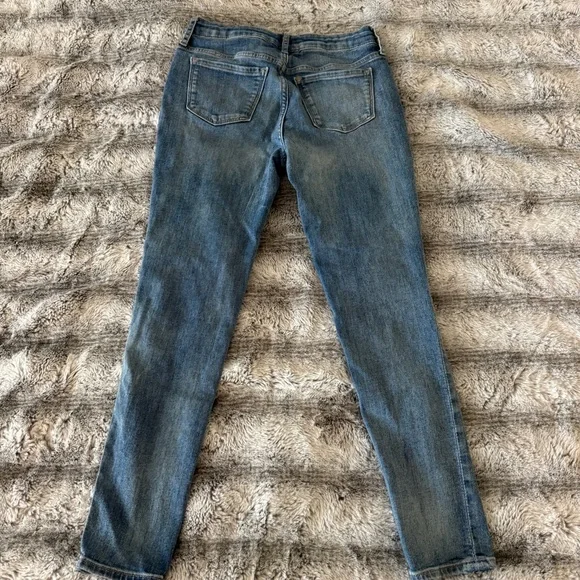 GAP Kids Jeans Stretch High Rise Jeggings Graphic Hearts Thunder Bolt Size 10 - Picture 2 of 9